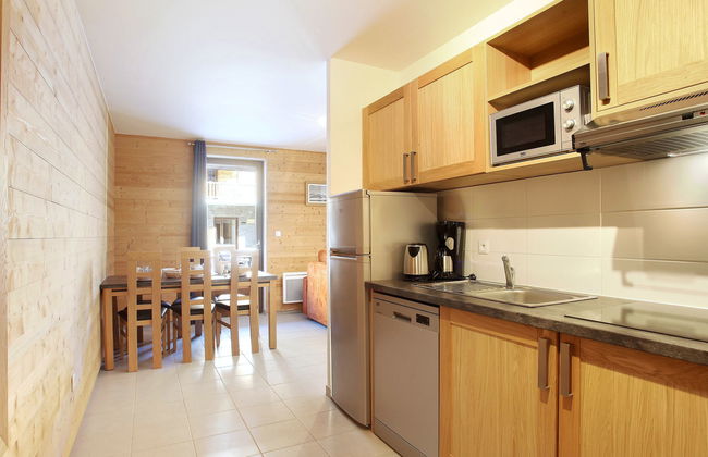 3 bedroom Apartment in La Clusaz with swimming pool and terrace - Photo 4