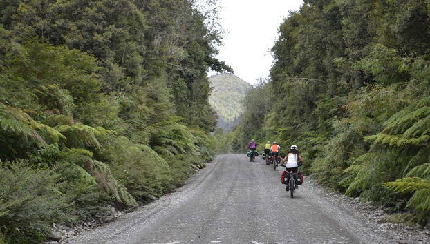 Ciclistas en la Carretera Austral Norte