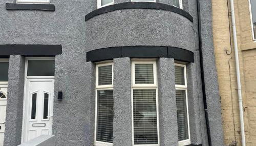 Cosy 2-bed flat, great location - Foto 4