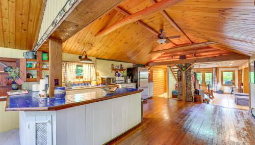 Saranac Lake Cabin with Deck Pets Welcome! - Foto 4