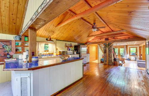Saranac Lake Cabin with Deck Pets Welcome! - Foto 4