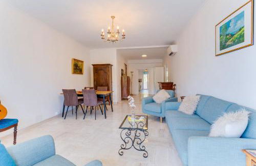 LE BOIS JOLI AP4477 By Riviera Holiday Homes - Foto 9