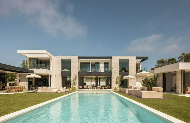 The Dume Legacy - Foto 1