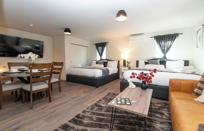 Stunning Studio Near DTLA - Photo 7