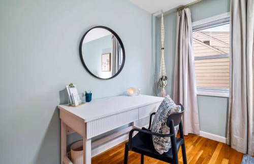 4 Bedroom Pool and Hot Tub Home Near Cleveland - Photo 54