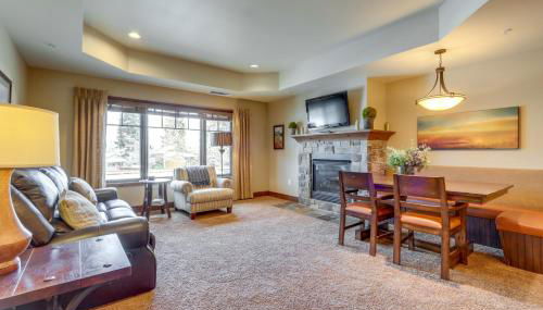 Central McCall Getaway Walk to Payette Lake! - Foto 1