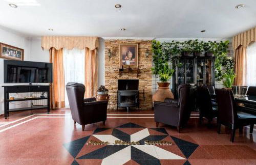 Star's House Sevilla.Con piscina,10 min de Sevilla - Foto 6