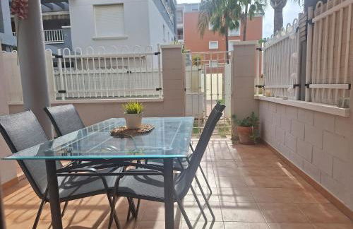 Casa Gloria con gran patio y acceso directo a piscina - Foto 3