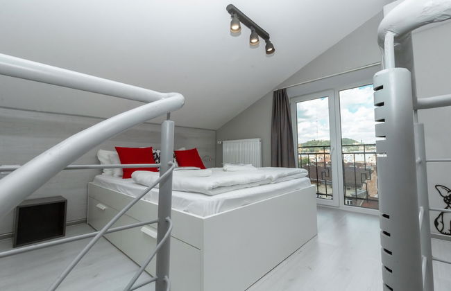 Stories Hub - Photo 65