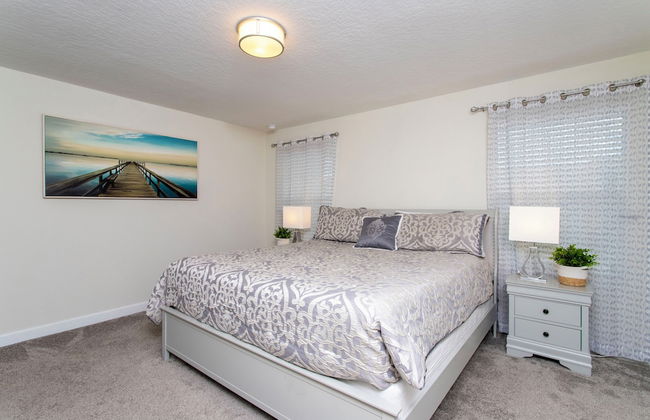 Luxurious Décor 4 Bd w/ Pool Close to Disney 4820 - Photo 53