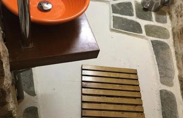 The Mountain House -mountain getaway - Photo 27