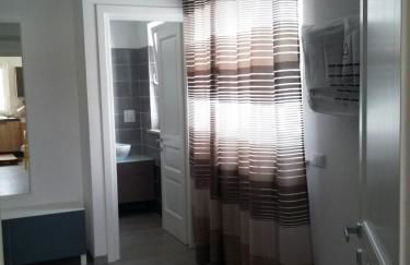 Terry Columbus - Photo 4