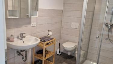 Seeblick - Foto 3, Shower