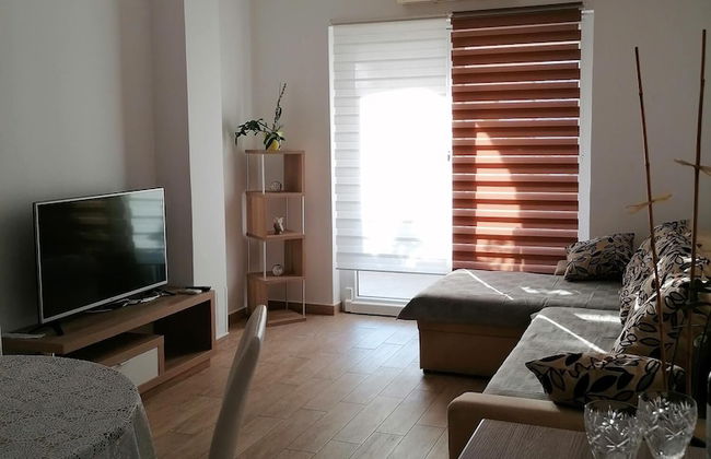 Impeccable 2-bed Apartment in Rab - Foto 3