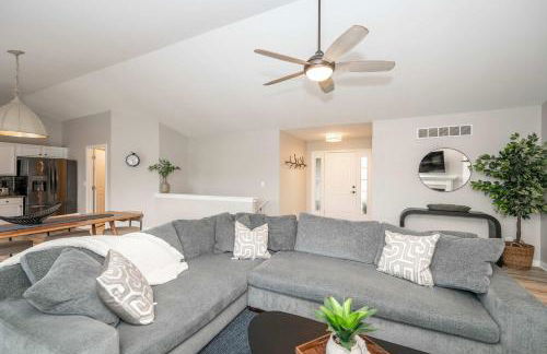 Poolside Paradise Near the Ark - Foto 26