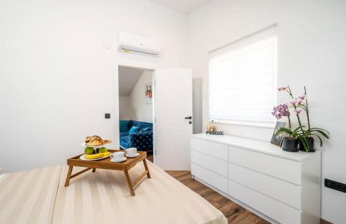 Beautiful Home In Trstenik With Kitchen - Foto 22