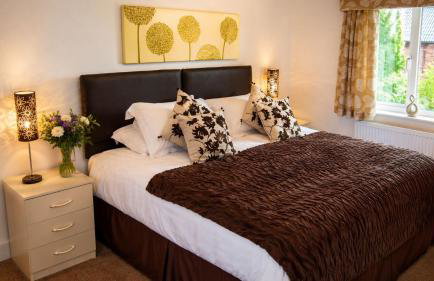 Arden Hill Farmhouse - Hot Tub, Snooker Table, Sleeps 16 - Foto 9