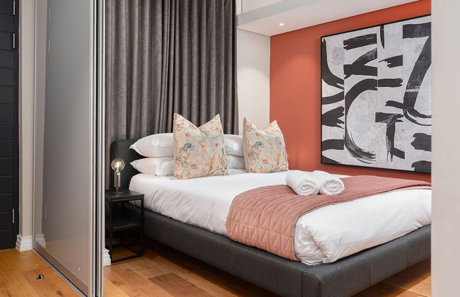 ITC Docklands - Photo 20