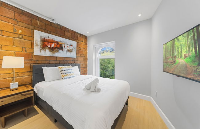 Elegant Suites De La Montagne- Dtwn Mtl - Photo 11