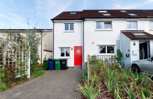 Pass the Keys Modern & Spacious 1 Bed Terrace with Free Parking - Foto 8