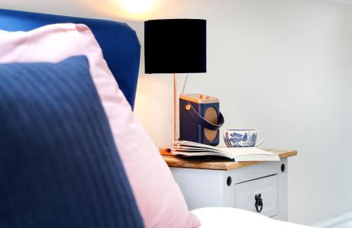 Castle Hideaway in the Cotswolds - Photo 4