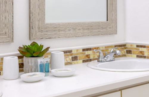 10 Minutes to Disney Pool Home *Renovated* - Foto 60