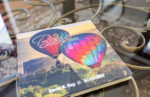 Historic Hideaway Hot Springs - Photo 26