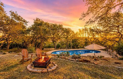 Hill country gem with private pool, deck, firepit, Ping-Pong, foosball, & WiFi - Photo 60