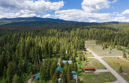 Remington Retreat by KABINO Dog Friendly FirePit Sleeper Sofa WiFi Grill - Foto 10