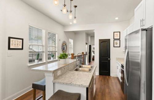 Garden District 3BD 2BA Parking Stylish & Unique - Foto 7