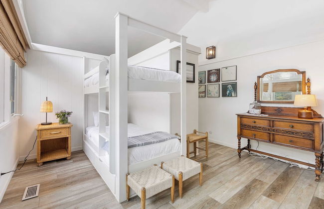 Unbeatable Beachfront Bliss w/ Ocean Views, Luxe Interiors & Patio Beach Road - Foto 33