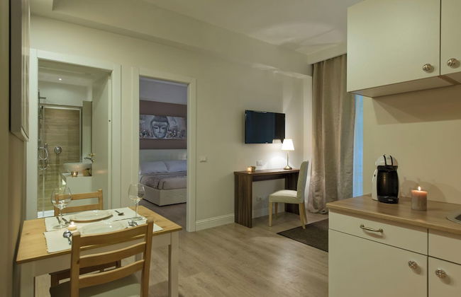 Aruna Suites - Photo 8