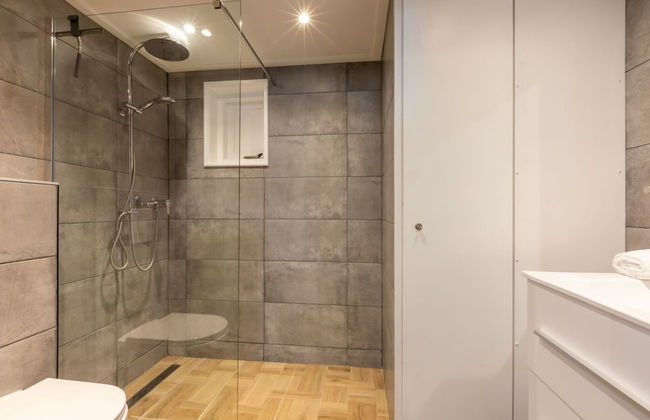 Charming Beach Getaway - Photo 9