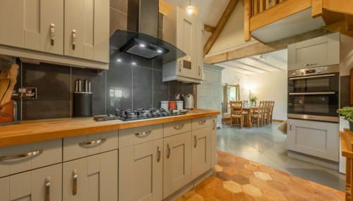 The Garden Barn - Photo 3