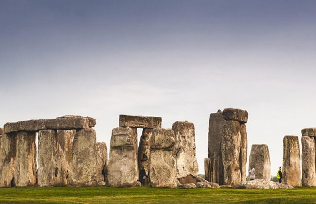 Centuries of Stories: Stonehenge and Cotswolds - Full-Day Small Group Tour - Photo 3