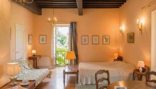 La Familiale, Aile du Château de Busqueilles à Autoire, 3 chambres, 3 SDB, vue parc & calme - Photo 3