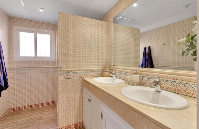 Charming Villa With Terrace - Foto 22