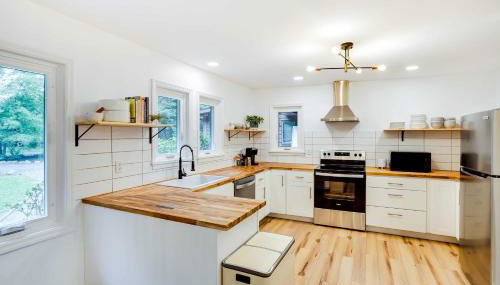 Fully Remodeled Saugerties Retreat on 7 Acres! - Foto 2