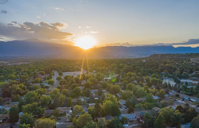 Palmer Park Trails & Space 4 Bdrm Cntrl Location - Foto 57