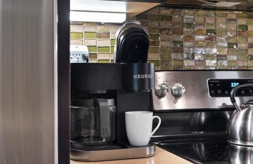 Stunning Bayfront condo with gorgeous views, garage, massive roof deck & AC - dogs welcome! - Foto 31