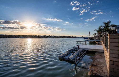 The Lakefront Oasis - Foto 20