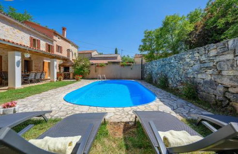 4 Bedroom Pet Friendly Home In Zminj - Foto 11