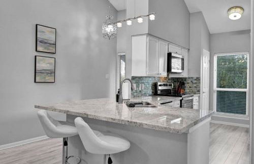 April Point Dr. N - Foto 2