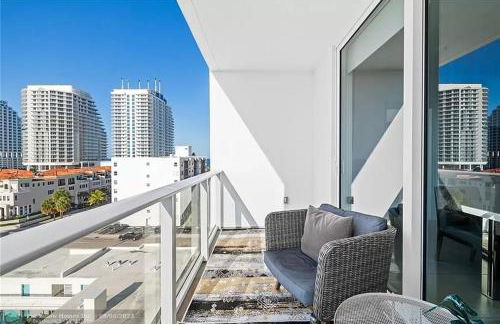 The Glamour of Upscale Downtown Ft. Lauderdale - Foto 10