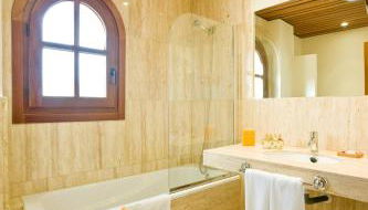 Hotel de Bodegas Hacienda Albae - Photo 4