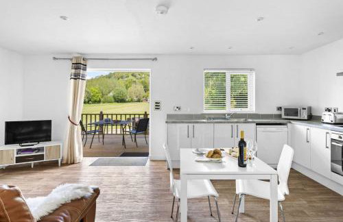 The Clover Lodge, Redlake Farm - Hot tub, BBQ, free parking - Foto 2