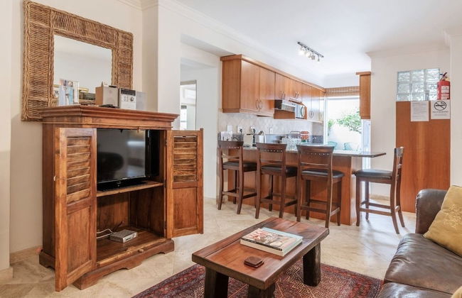 Bantry Beach Luxury Suites - Photo 31