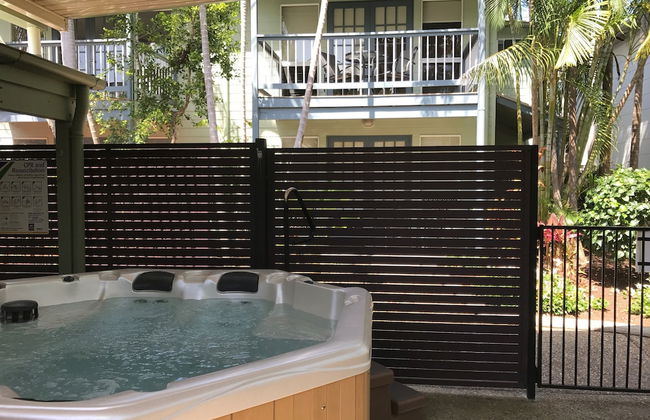 Coral Beach Noosa Resort - Photo 41