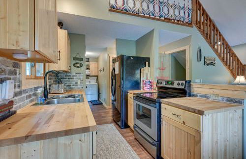 Peaceful Waterfront Cabin on Tittabawassee River! - Foto 11