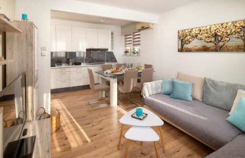 Adriatic Skyline Suite - Photo 1